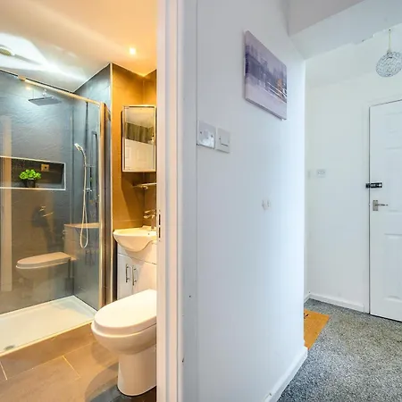 H27 - Grandiose & Hospitable *