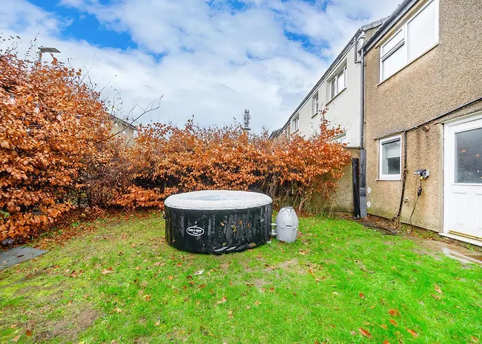 H27 - Grandiose & Hospitable * Leeds