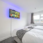 H27 - Grandiose & Hospitable Tatil Evi Leeds (West Yorkshire)