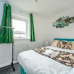 H27 - Grandiose & Hospitable *