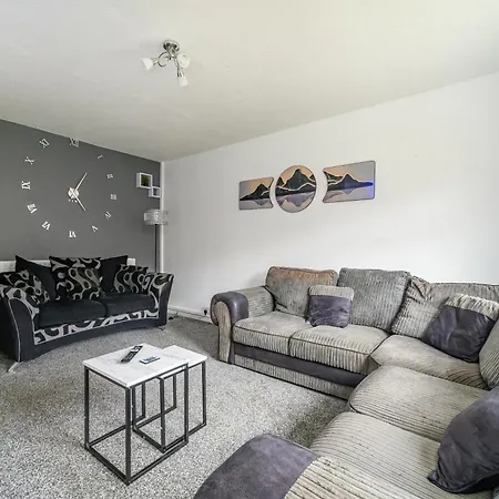 H27 - Grandiose & Hospitable Casa de Férias Leeds (West Yorkshire)